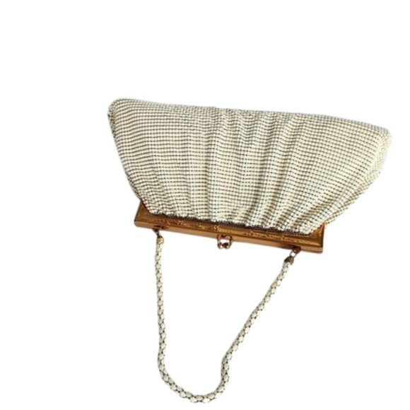 1950s Vintage Cream Beaded Metal Mesh Gold Framed Handbag By Whiting & Davis - Picture 4 of 7